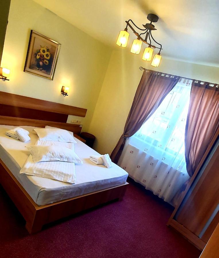 Motel Cool Bărcăneşti Kültér fotó